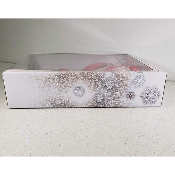 2019 Holiday Barbie Doll - Blonde Curls Mattel Barbie Signature Stand Included - Picture 8 of 10